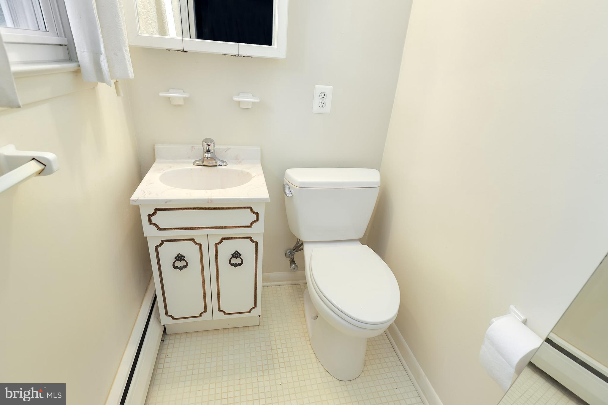 9910 Postwick Road Ellicott City, MD 21042 - Photo 19 of 30 Bath