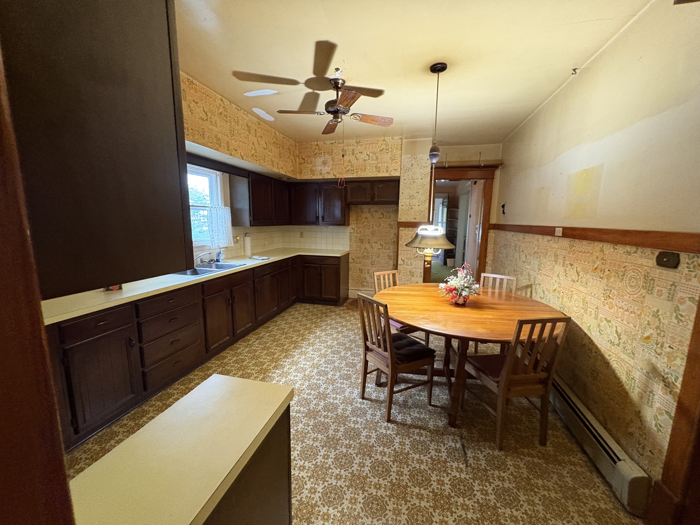 220 E Avenue Rochelle, IL 61068 - Photo 19 of 37