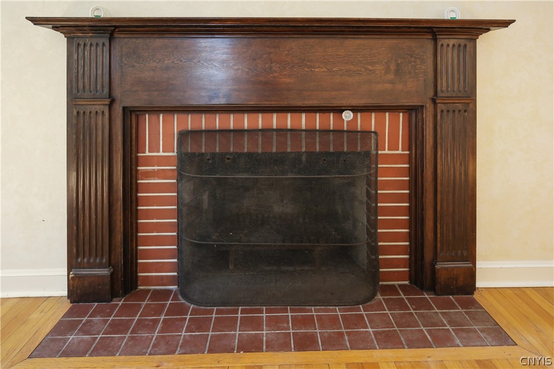 314 Deforest Road Syracuse, NY 13214 - Photo 14 of 40 Look at the detail on this gorgeous fireplace. (Never used by this owner, but a great focal point of the room.)