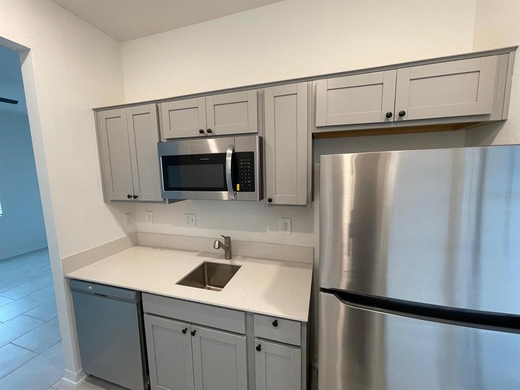 1422 Austin Street, Unit B Lake Wales, FL 33859 - Photo 3 of 7