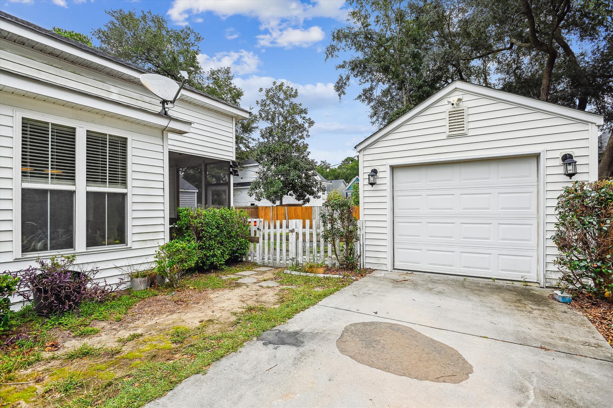 1722 Bee Balm Road Johns Island, SC 29455 - Photo 3 of 49 exterior-detached garage-_dsc4442