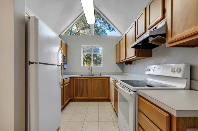 $160,000 | 1829 Nicklaus Drive, Unit B, Tallahassee, FL 32301