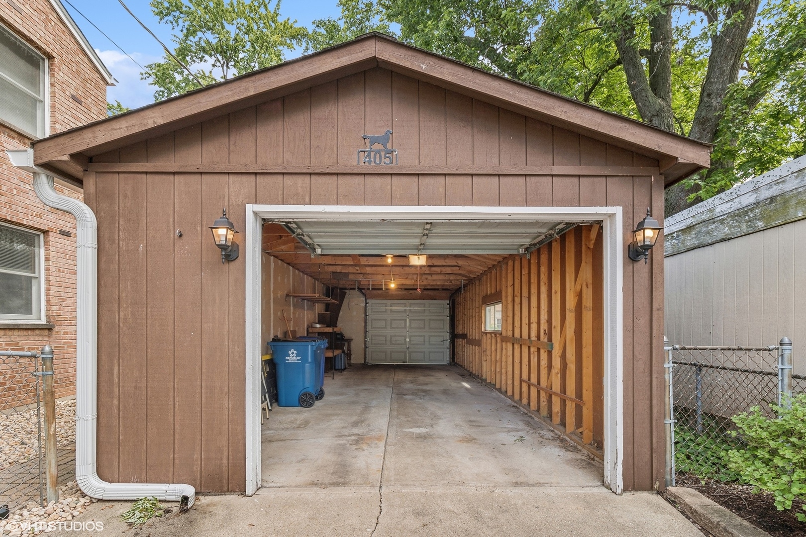 405 North Pine Street Mount Prospect, IL 60056 - Photo 18 of 22 a view of backyard of house