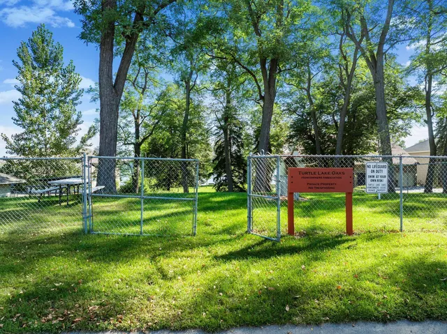 $650,000 | 5245 Oxford Street North, Shoreview, MN 55126