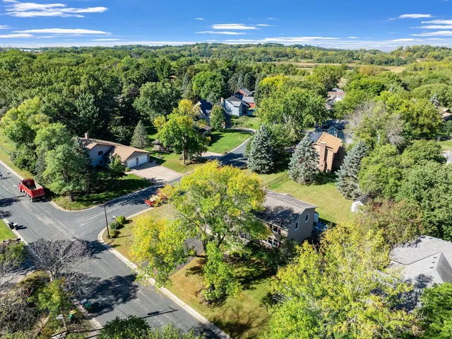 $650,000 | 5245 Oxford Street North, Shoreview, MN 55126