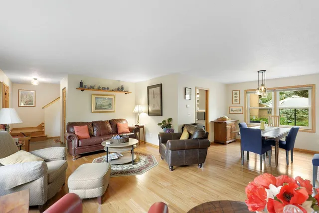 $650,000 | 5245 Oxford Street North, Shoreview, MN 55126