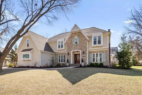 $925,000 | 3405 West 129th Street, Leawood, KS 66209