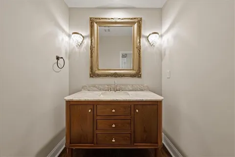 $925,000 | 3405 West 129th Street, Leawood, KS 66209