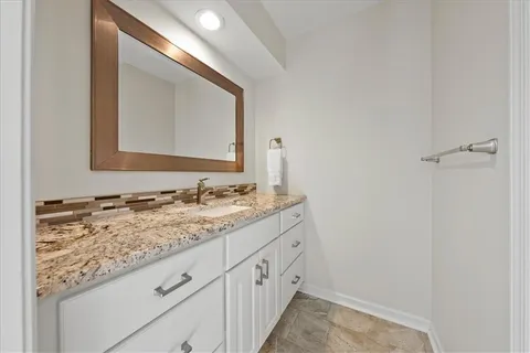 $925,000 | 3405 West 129th Street, Leawood, KS 66209