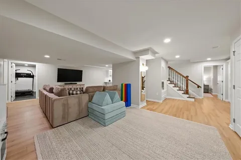 $925,000 | 3405 West 129th Street, Leawood, KS 66209