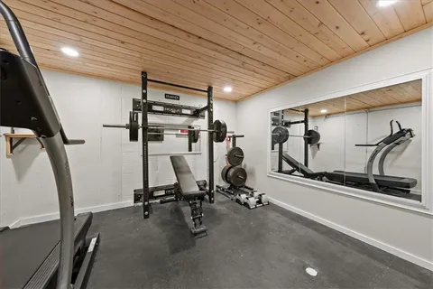 $925,000 | 3405 West 129th Street, Leawood, KS 66209