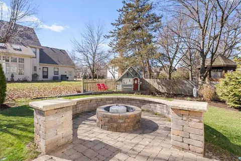 $925,000 | 3405 West 129th Street, Leawood, KS 66209