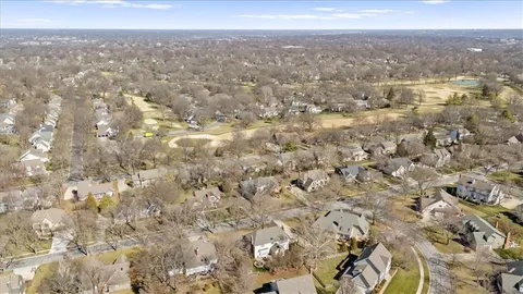 $925,000 | 3405 West 129th Street, Leawood, KS 66209