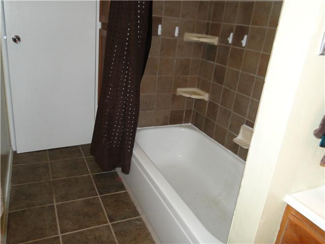 3583 Tremaine Road Columbus, OH 43232 - Photo 15 of 17 Gallery Image 15