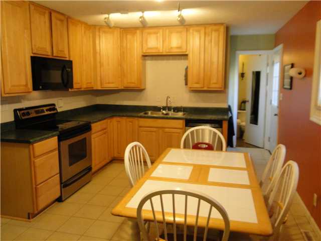 3583 Tremaine Road Columbus, OH 43232 - Photo 3 of 17 Gallery Image 3
