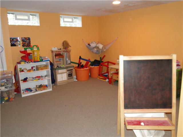 3583 Tremaine Road Columbus, OH 43232 - Photo 7 of 17 Gallery Image 7