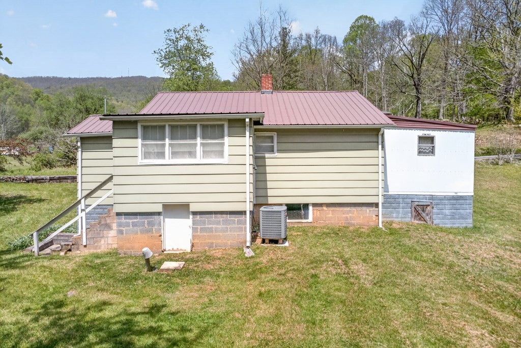 5600 Laurel Fork Road Rocky Gap, VA 24366 - Photo 11 of 77 Gallery Image 11