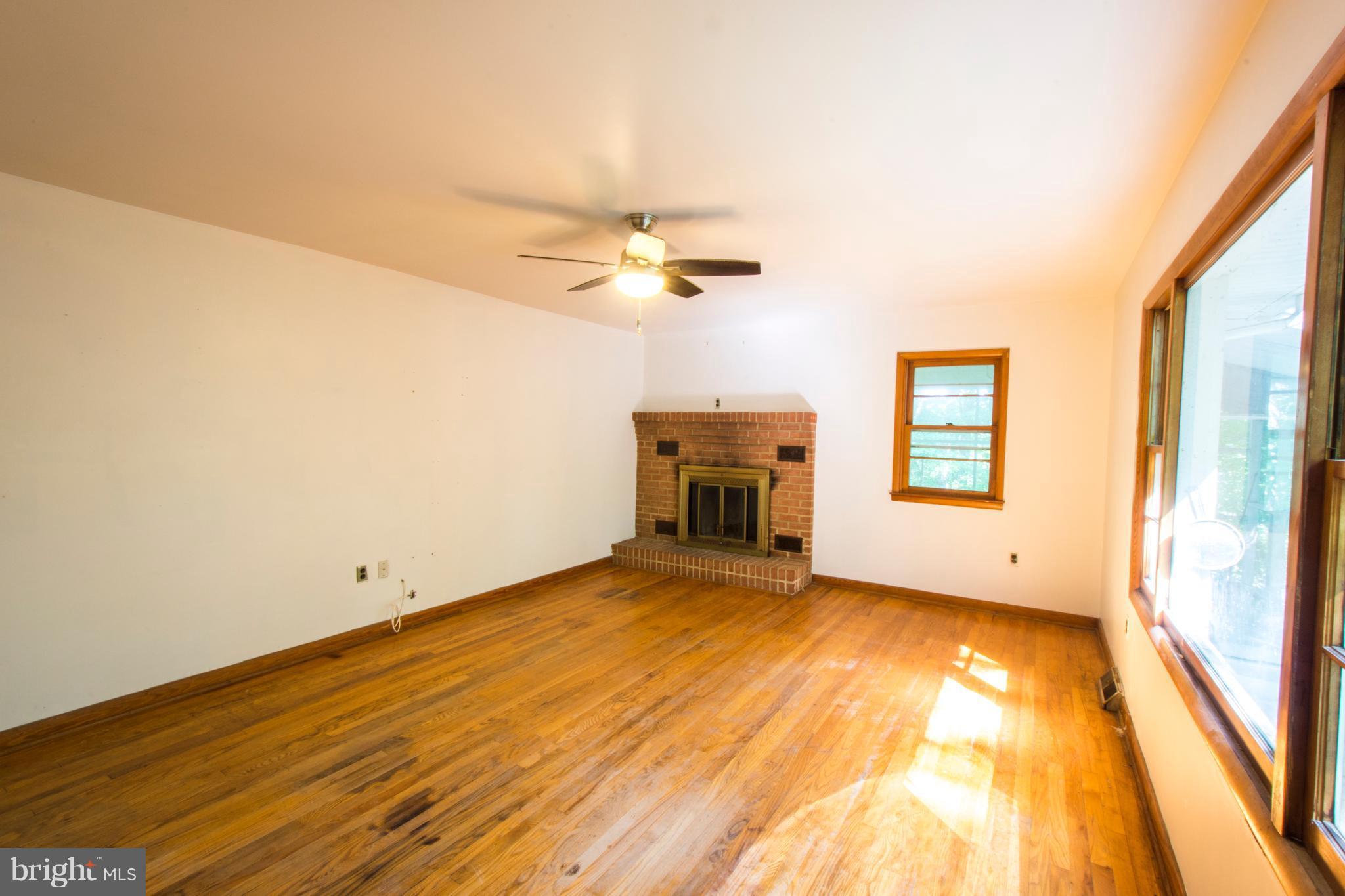 3203 Brezina Place Edgewater, MD 21037 - Photo 6 of 26 Living Room With Hardwood Floors