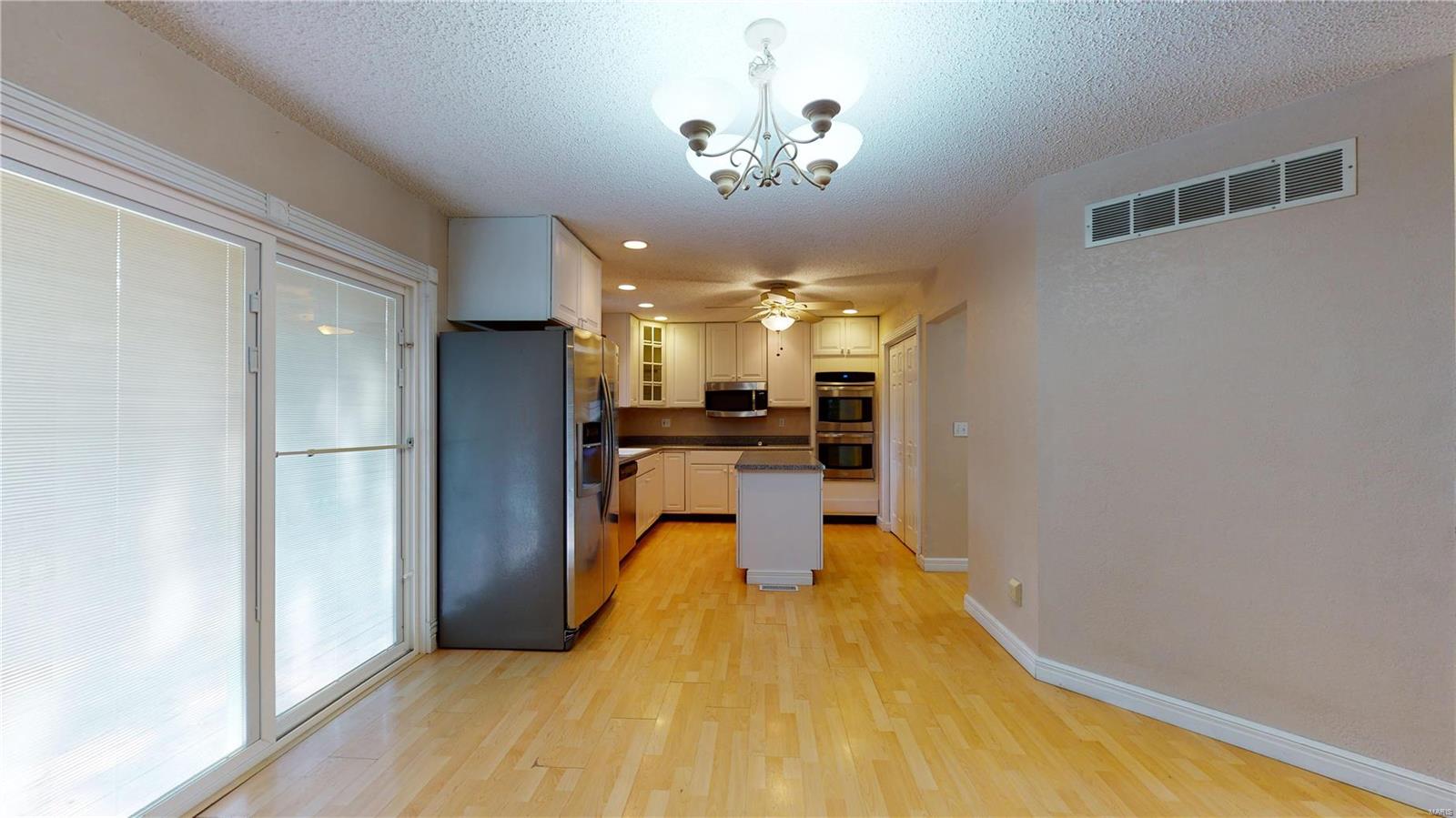 1221 Shadow Ridge Crossing O'Fallon, IL 62269 - Photo 13 of 40