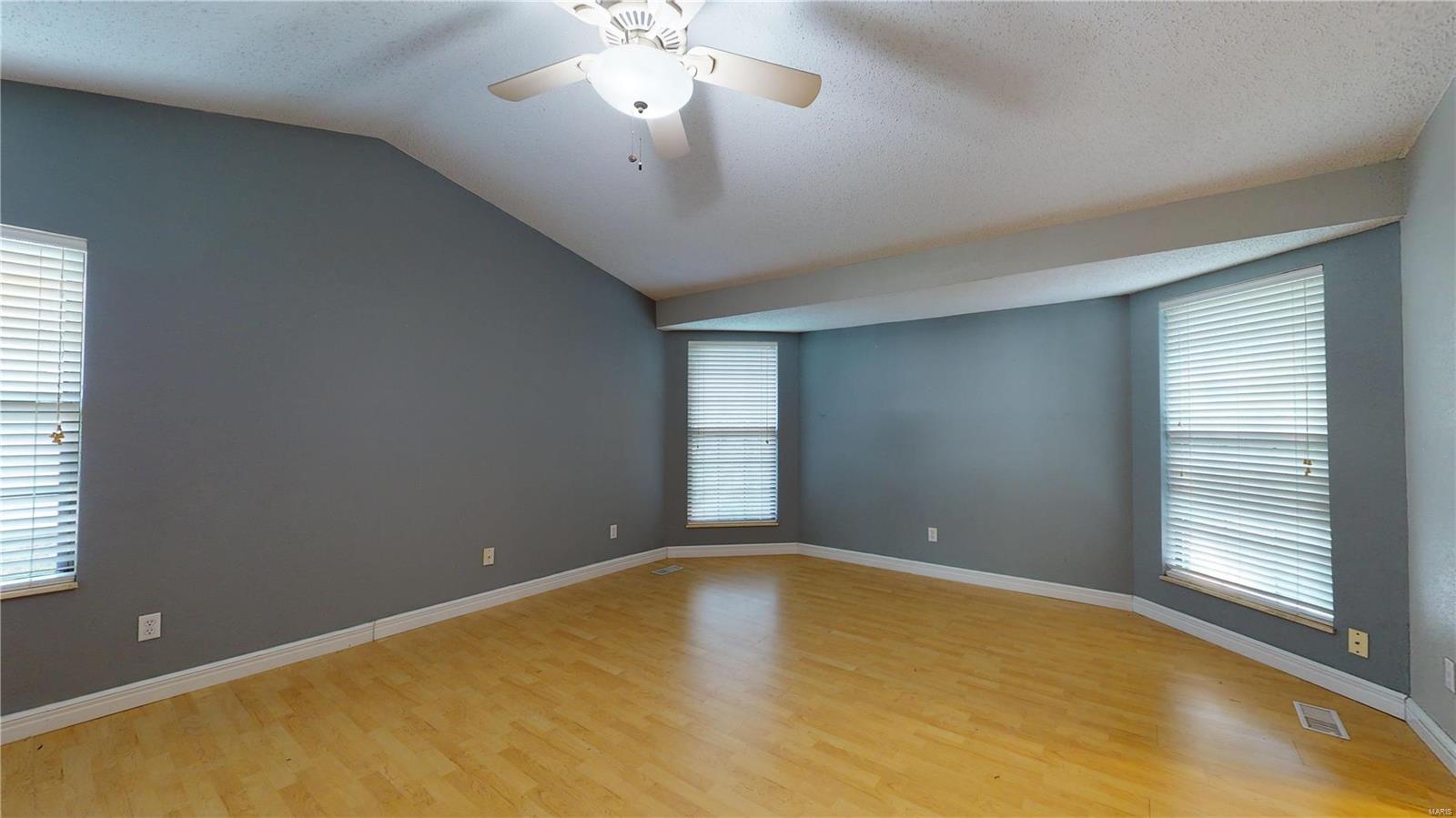 1221 Shadow Ridge Crossing O'Fallon, IL 62269 - Photo 21 of 40