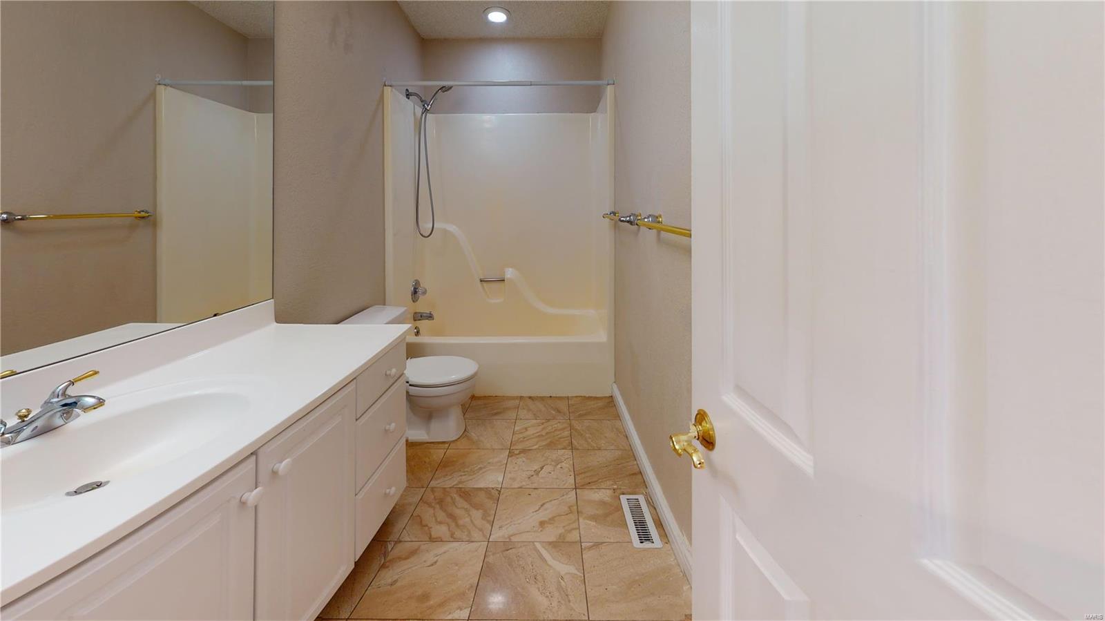 1221 Shadow Ridge Crossing O'Fallon, IL 62269 - Photo 33 of 40