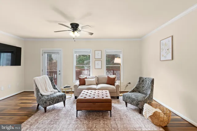 $499,900 | 7823 Sabre Court, Manassas, VA 20109