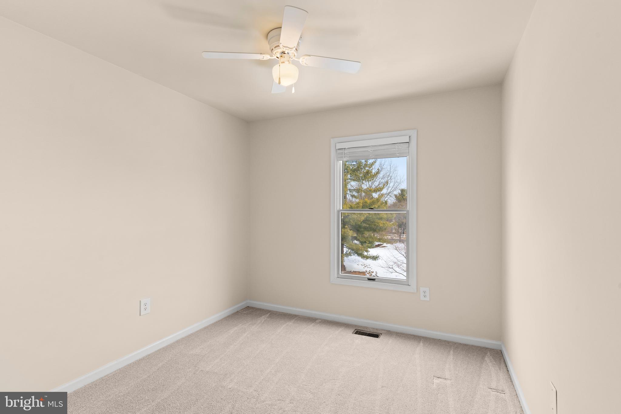 7823 Sabre Court Manassas, VA 20109 - Photo 27 of 39 Bedroom 3