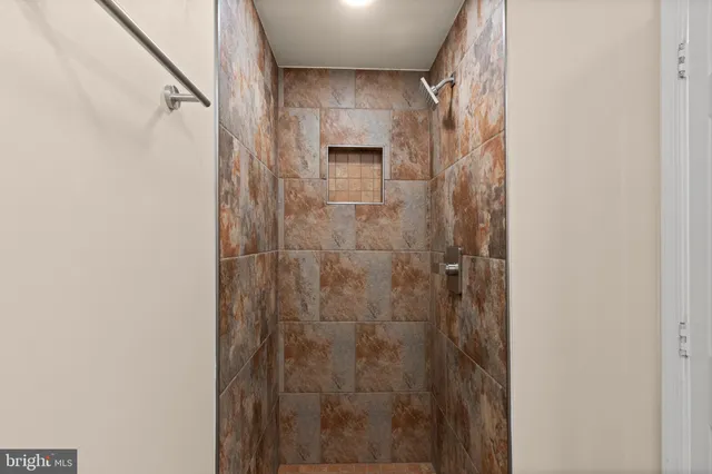 $499,900 | 7823 Sabre Court, Manassas, VA 20109