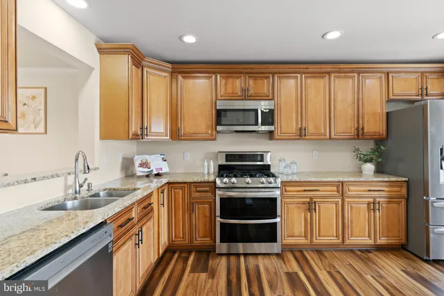 $499,900 | 7823 Sabre Court, Manassas, VA 20109