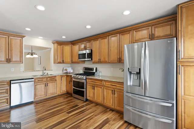 $499,900 | 7823 Sabre Court, Manassas, VA 20109