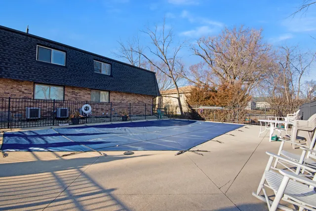 $425,000 | 204 Elmhurst Court, Unit 16, Williams Bay, WI 53191