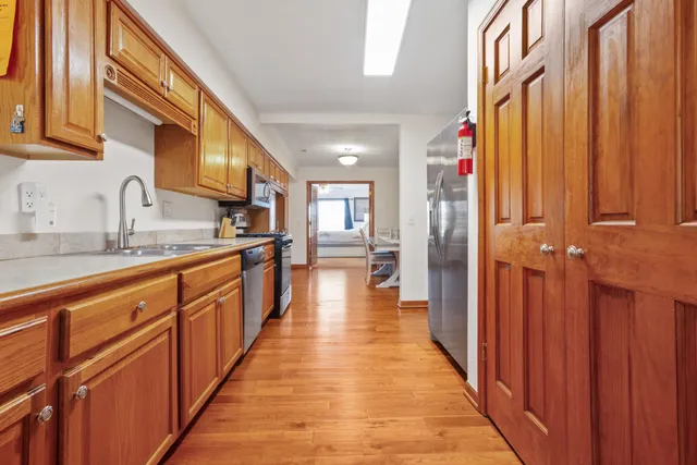 $425,000 | 204 Elmhurst Court, Unit 16, Williams Bay, WI 53191