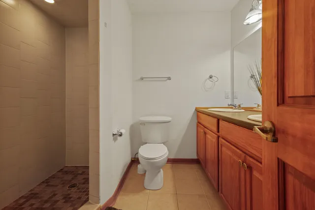 $425,000 | 204 Elmhurst Court, Unit 16, Williams Bay, WI 53191