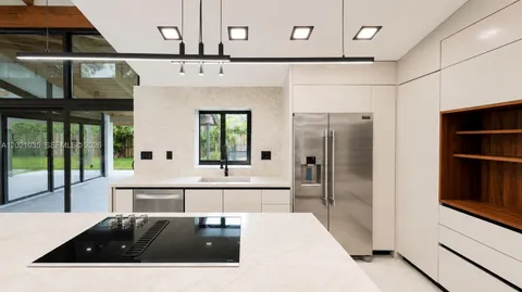 $1,900,000 | 2765 Northeast 35th Drive, Fort Lauderdale, FL 33308