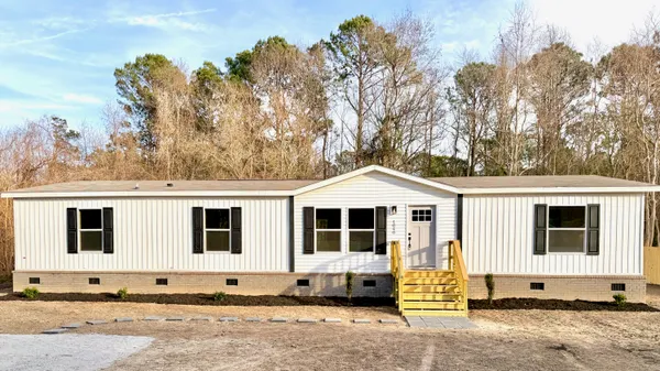 $295,000 | 1040 Merell Avenue, Bonneau, SC 29431