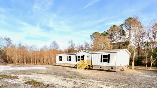 $295,000 | 1040 Merell Avenue, Bonneau, SC 29431