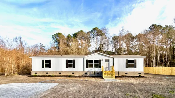 $295,000 | 1040 Merell Avenue, Bonneau, SC 29431