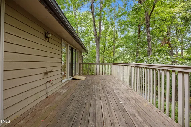 a plant that is in front of a house