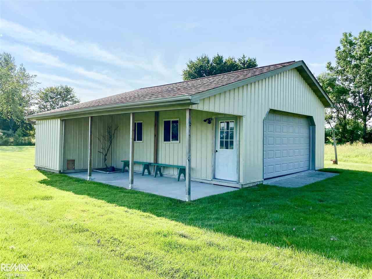 2326 Miller Road Memphis, MI 48041 - Photo 14 of 37