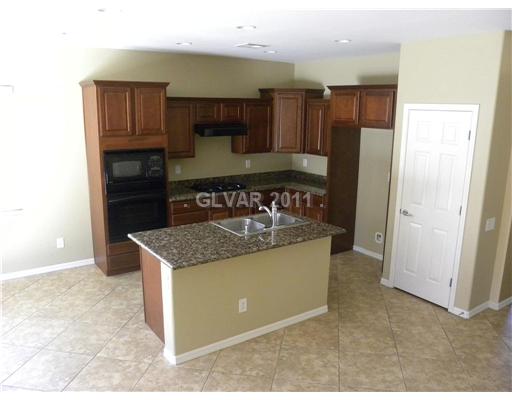 2517 Bechamel Place Henderson, NV 89044 - Photo 7 of 13 Property Photo.