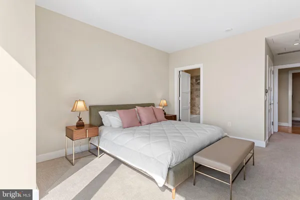 $1,595,000 | 50 South 16th Street, Unit 5301, Philadelphia, PA 19103