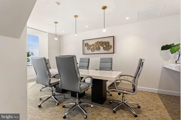 $1,595,000 | 50 South 16th Street, Unit 5301, Philadelphia, PA 19103