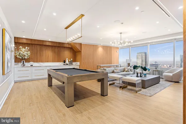 $1,595,000 | 50 South 16th Street, Unit 5301, Philadelphia, PA 19103