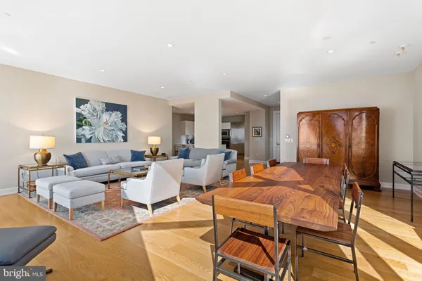 $1,595,000 | 50 South 16th Street, Unit 5301, Philadelphia, PA 19103