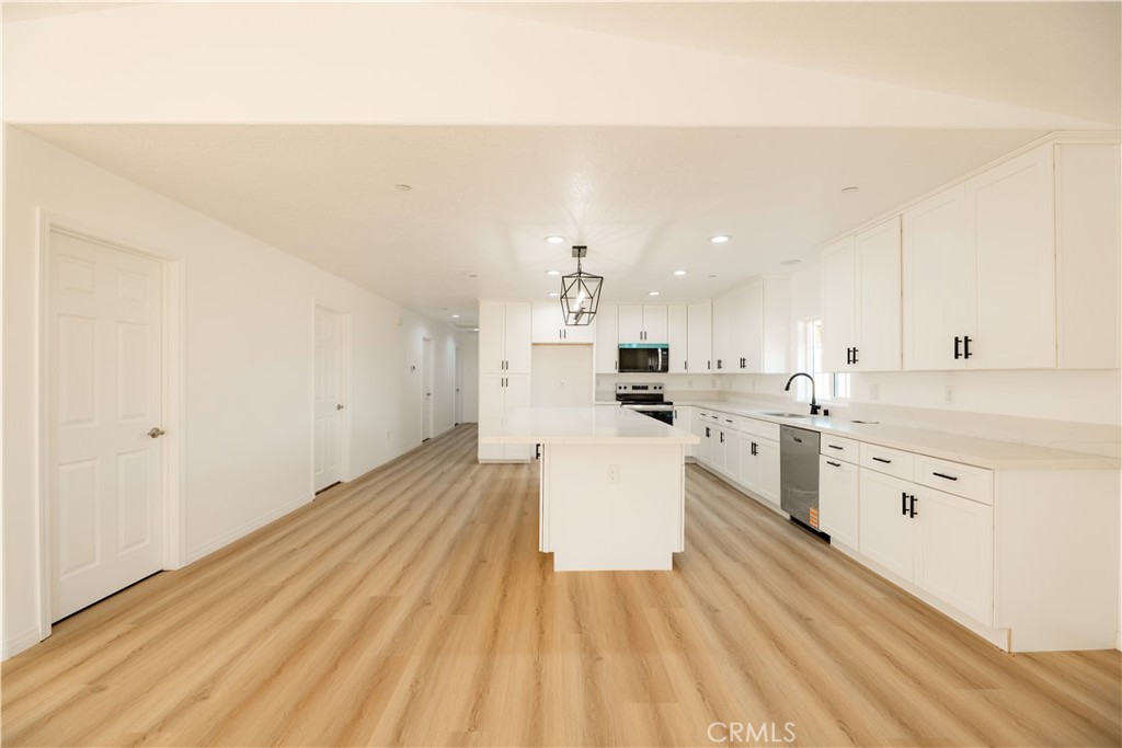 16925 Nanticoke Road Apple Valley, CA 92307 - Photo 28 of 87