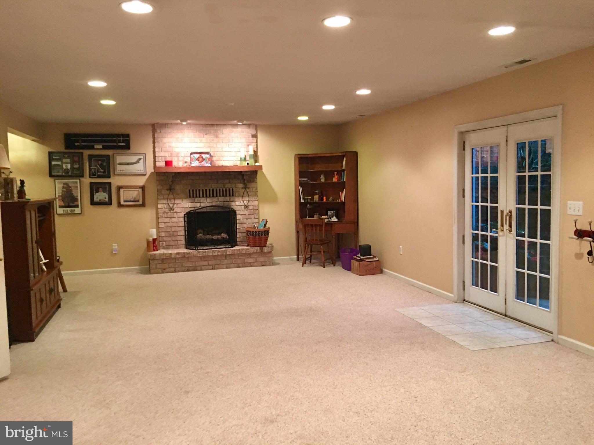13618 McKenzie Tower Road Southwest Cumberland, MD 21502 - Photo 15 of 30 Finished family room in basement