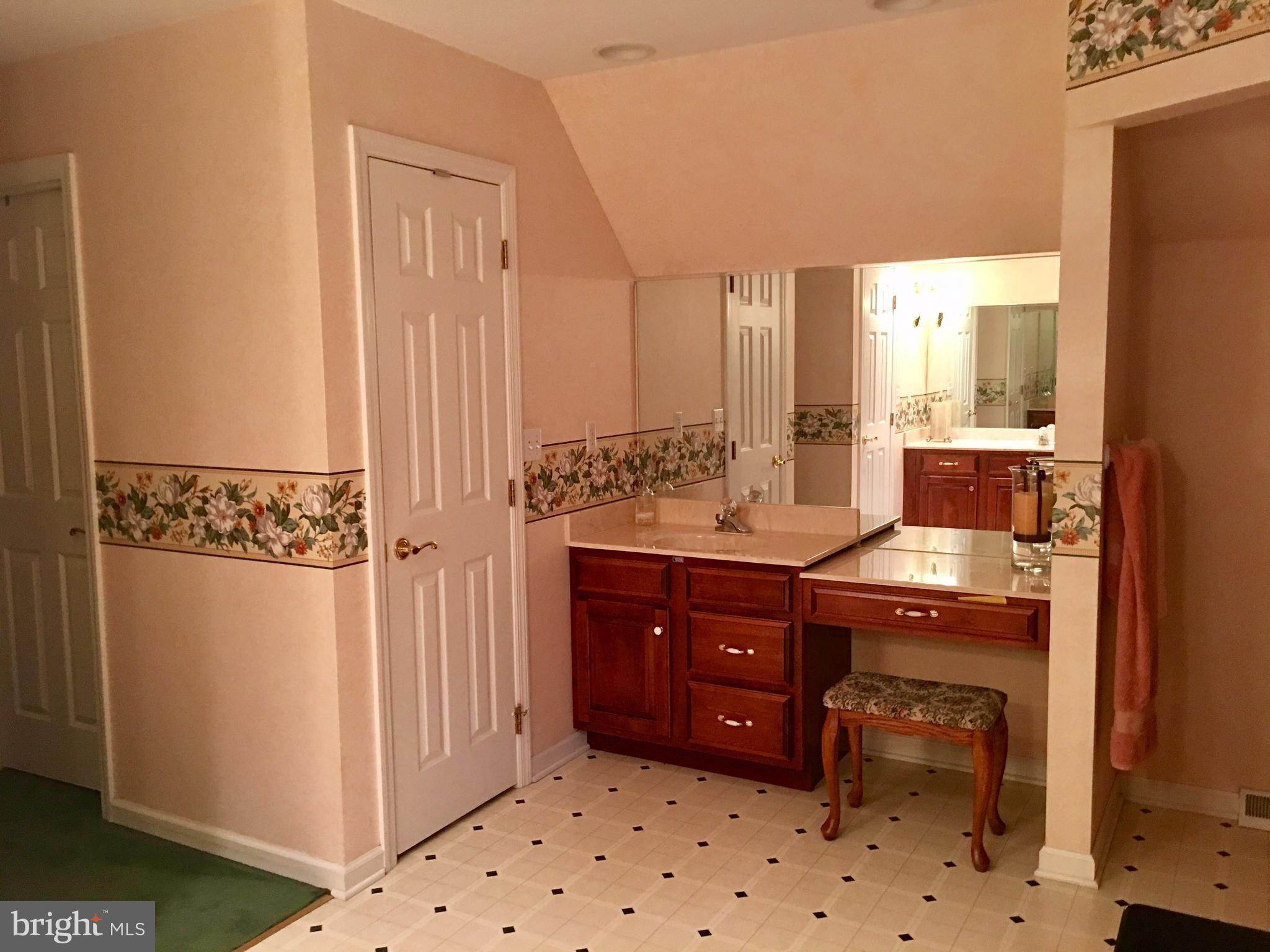 13618 McKenzie Tower Road Southwest Cumberland, MD 21502 - Photo 23 of 30 Master Bathroom