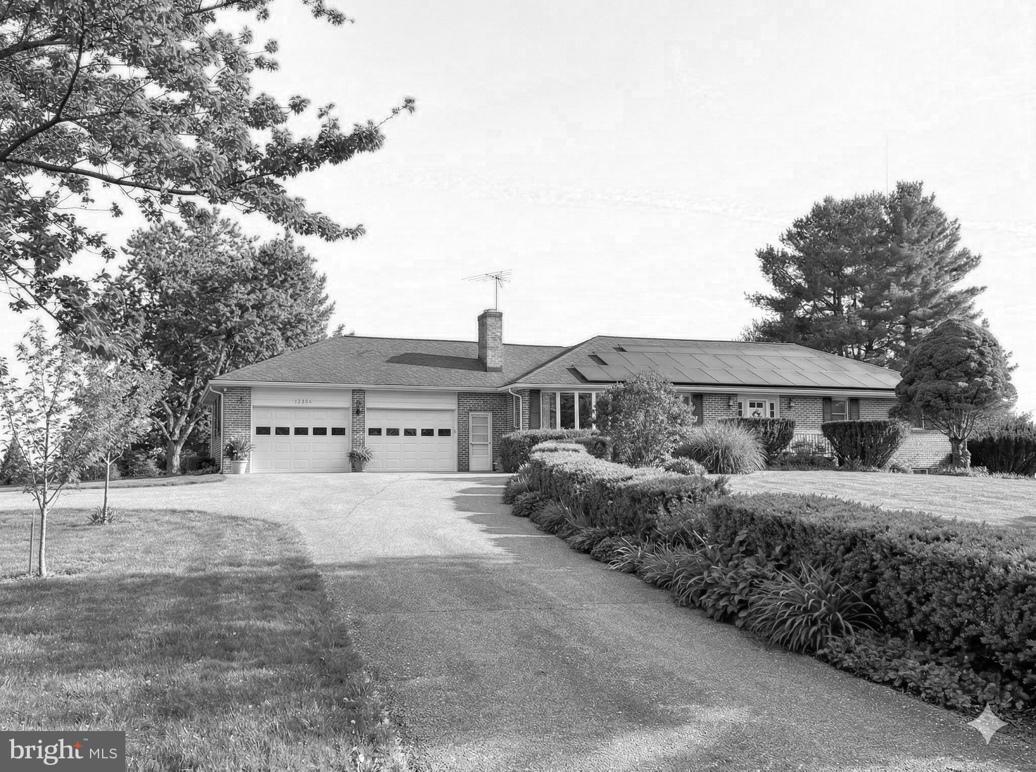 a house view with a outdoor space