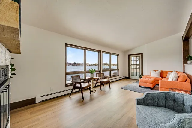 $869,900 | 853 Circle Ridge Circle, Sturgeon Bay, WI 54235