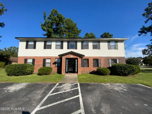 $1,095 | 100 Ravenwood Drive, Unit A, Jacksonville, NC 28546